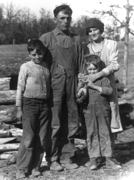 mingofamilyearly30s_600h.jpg