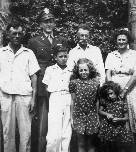 mingos1944_600h.jpg