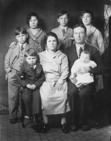 prebfamily600h.jpg